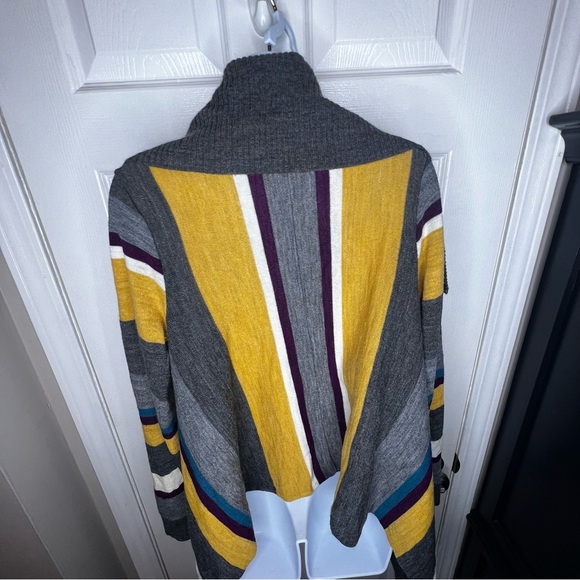 Stambecco Women’s Medium Gray Wool Knit Cardigan Sweater Top M Made In Italy - Picture 13 of 16